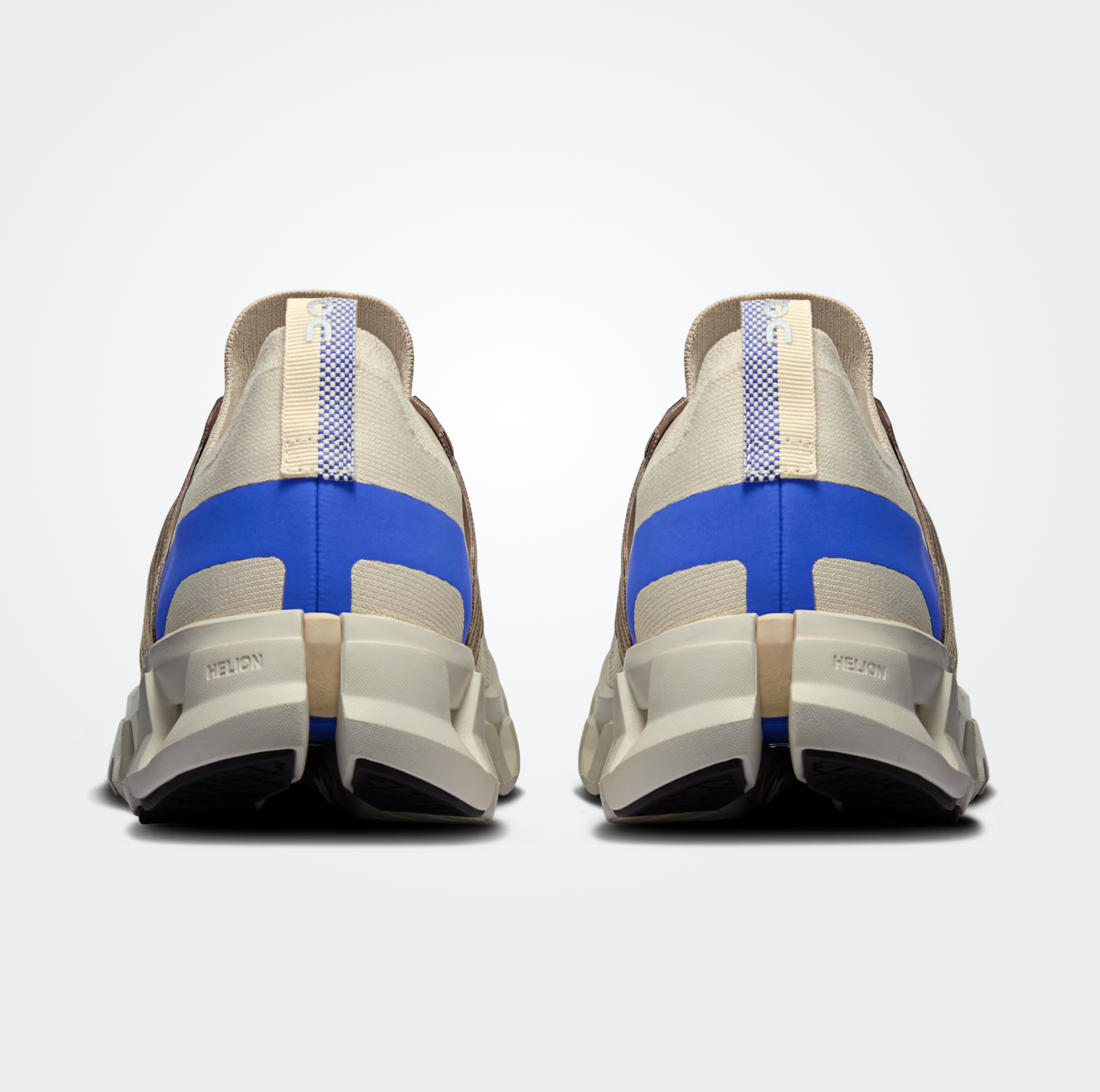 Cloudswift 4 - Cream | Cobalt